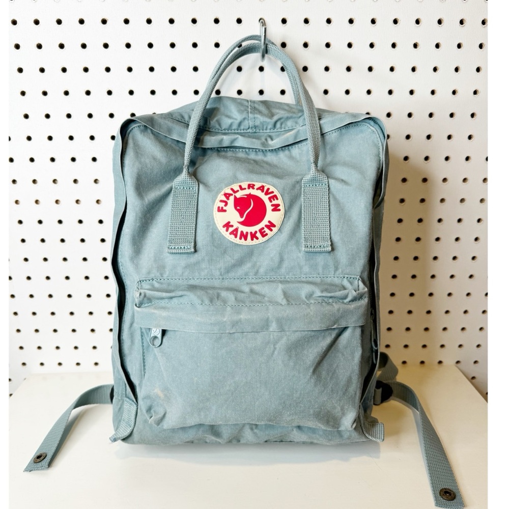 Fjallraven Kanken Backpack preloved